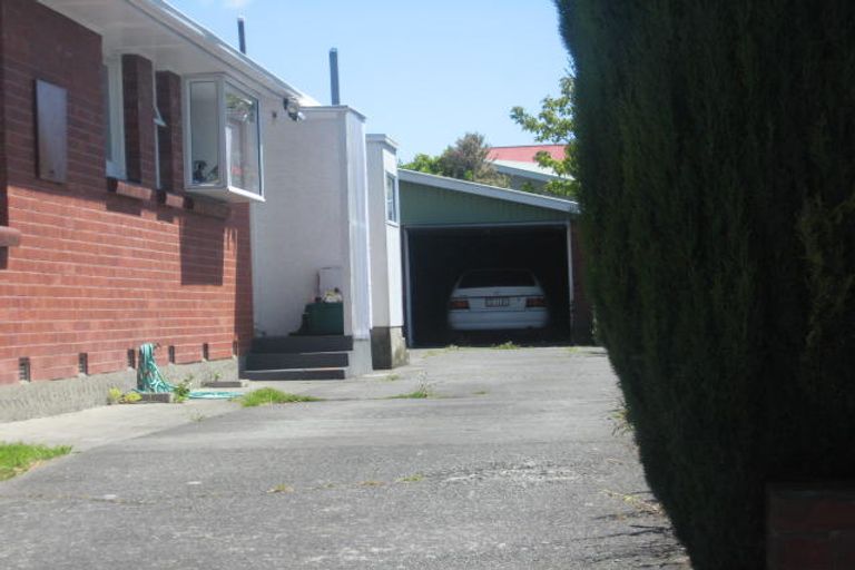 Photo of property in 1/59 Lochee Road, Upper Riccarton, Christchurch, 8041