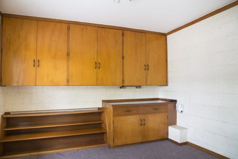 Photo of property in 5 Tiber Road, Forrest Hill, Auckland, 0620