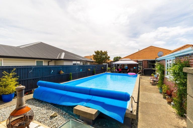Photo of property in 18 Voss Street, Shirley, Christchurch, 8013