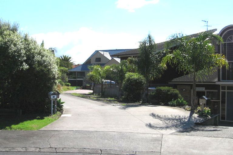 Photo of property in 4a Capstan Court, Te Atatu Peninsula, Auckland, 0610