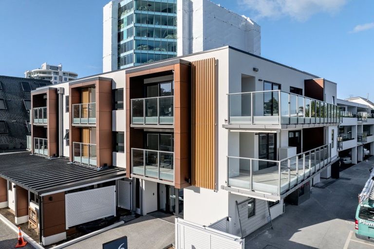 Photo of property in 203/6 Adams Avenue, Mount Maunganui, 3116