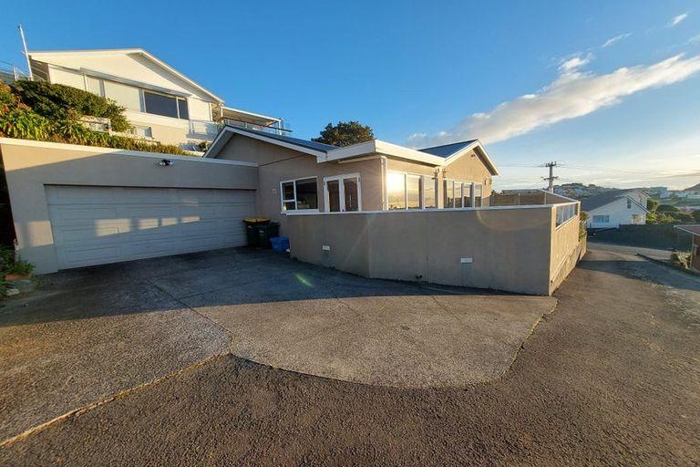 Photo of property in 25 Bayly Road, Moturoa, New Plymouth, 4310