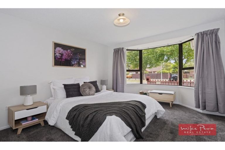 Photo of property in 1/34 Solomon Avenue, Redwood, Christchurch, 8051