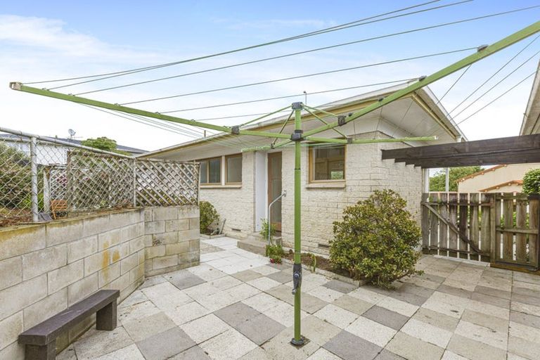 Photo of property in 2/34 Wellington Street, Papakura, 2110