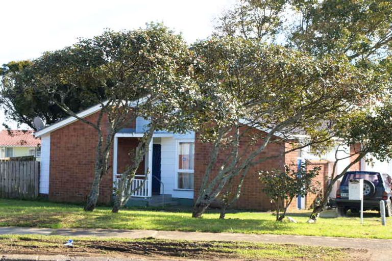 Photo of property in 22 Cranmere Crescent, Mangere East, Auckland, 2024