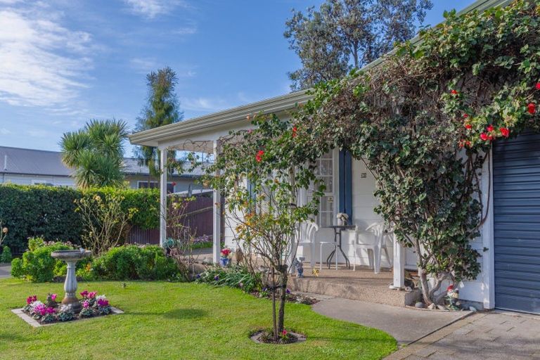 Photo of property in 30 Elliott Street, Taradale, Napier, 4112