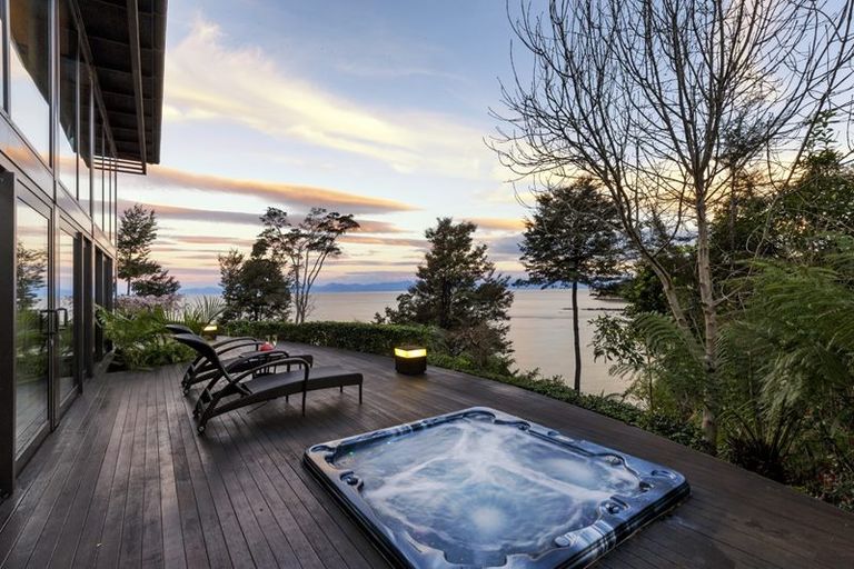 Photo of property in 44 Venture Cove Way, Kaiteriteri, Motueka, 7197