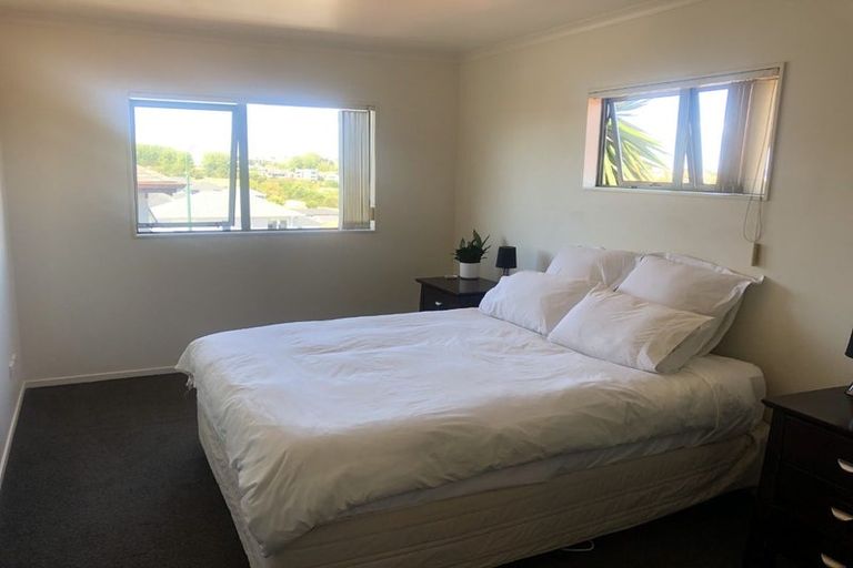 Photo of property in 21 Midshipman Court, Gulf Harbour, Whangaparaoa, 0930