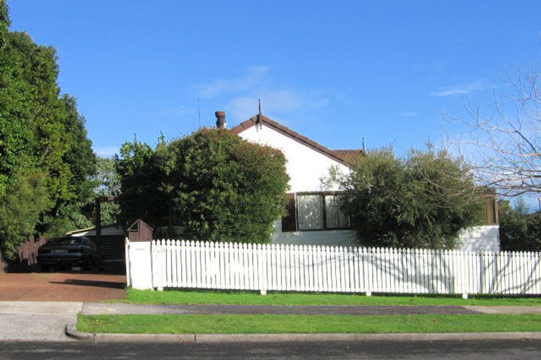 Photo of property in 168 Ransom Smyth Drive, Goodwood Heights, Auckland, 2105