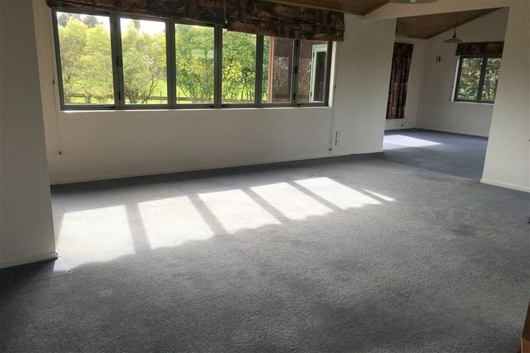 Photo of property in 1373 Devon Road, Brixton, Waitara, 4382