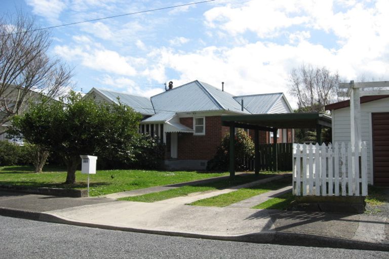 Photo of property in 331 Riverside Drive, Waterloo, Lower Hutt, 5011
