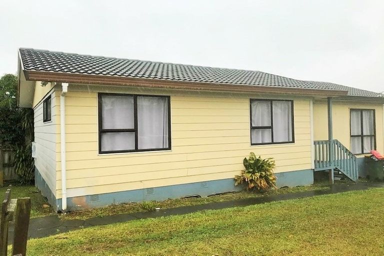 Photo of property in 1/22 Silver Creek Road, Weymouth, Auckland, 2103