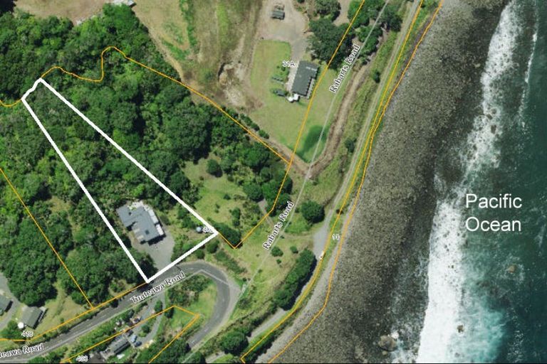 Photo of property in 402 Tuateawa Road, Tuateawa, Coromandel, 3583