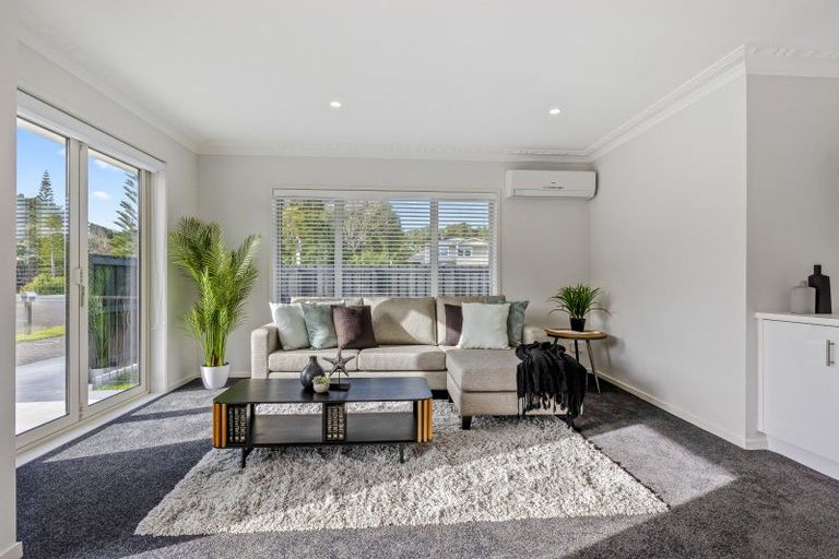 Photo of property in 1/486 Hibiscus Coast Highway, Orewa, 0931