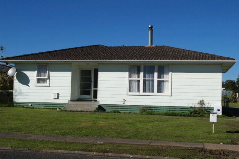 Photo of property in 11 Winthrop Way, Mangere East, Auckland, 2024