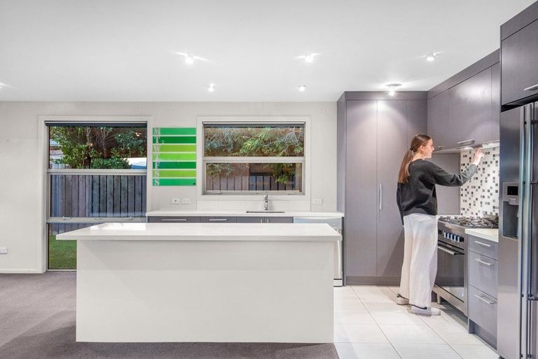 Photo of property in 10 William James Close, Mosgiel, 9024