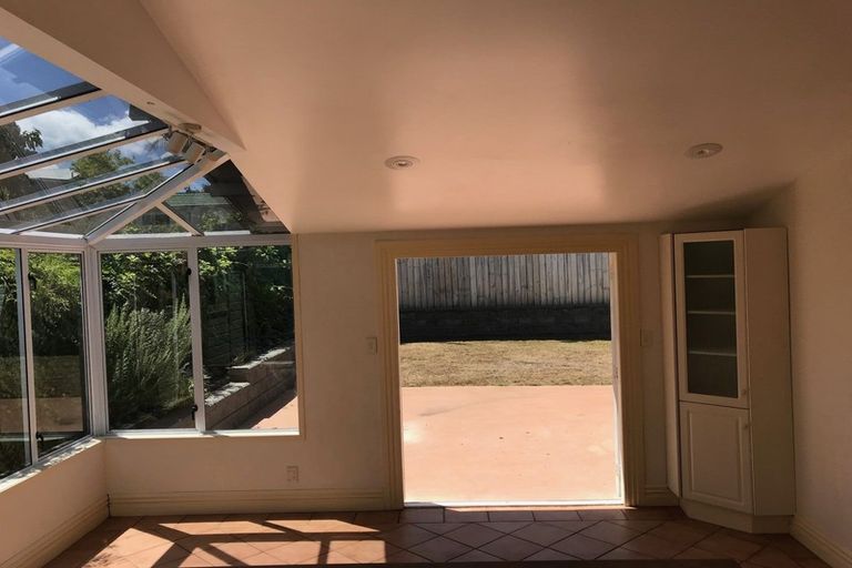 Photo of property in 71 Cameron Street, Onehunga, Auckland, 1061