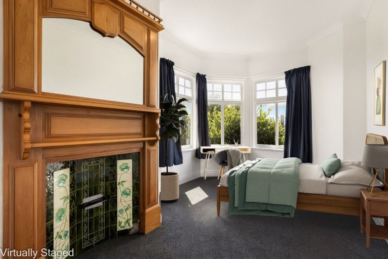 Photo of property in 78a Kelburn Parade, Kelburn, Wellington, 6012