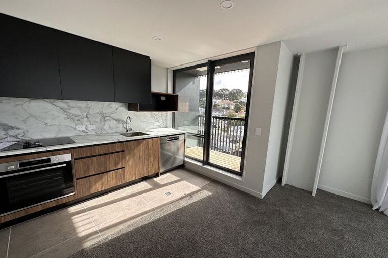 Photo of property in 907/212 Willis Street, Te Aro, Wellington, 6011