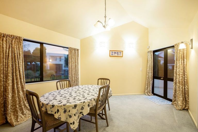 Photo of property in 14 Portage Place, Whitby, Porirua, 5024