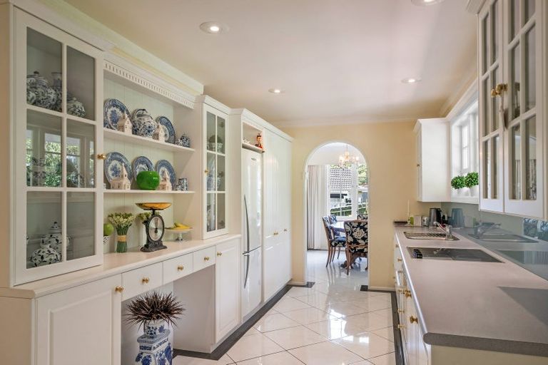 Photo of property in 61 Sunbrae Drive, Silverstream, Upper Hutt, 5019