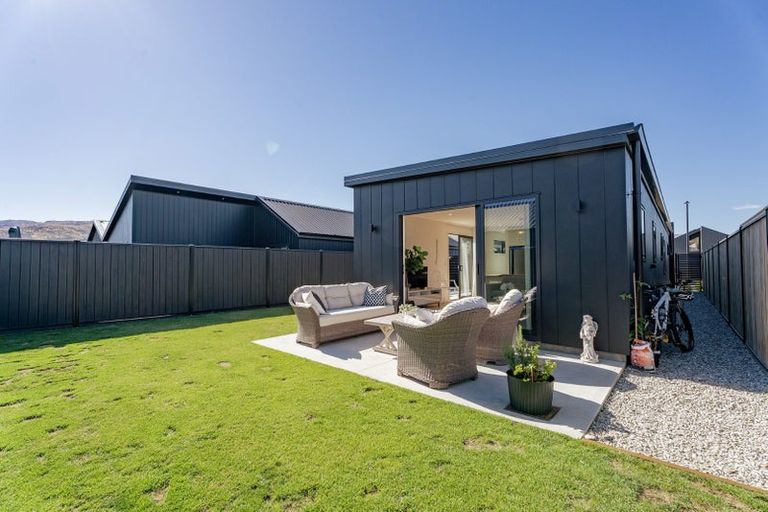 Photo of property in 13 Bragato Way, Cromwell, 9310