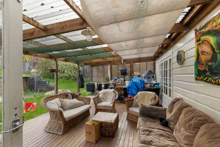 Photo of property in 13 Ongo Road, Hunterville, 4730