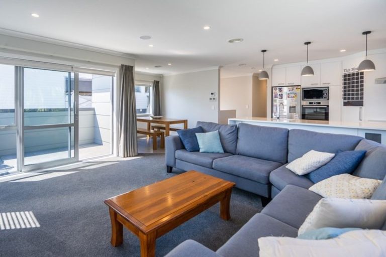 Photo of property in 98a Matai Road, Raumati South, Paraparaumu, 5032