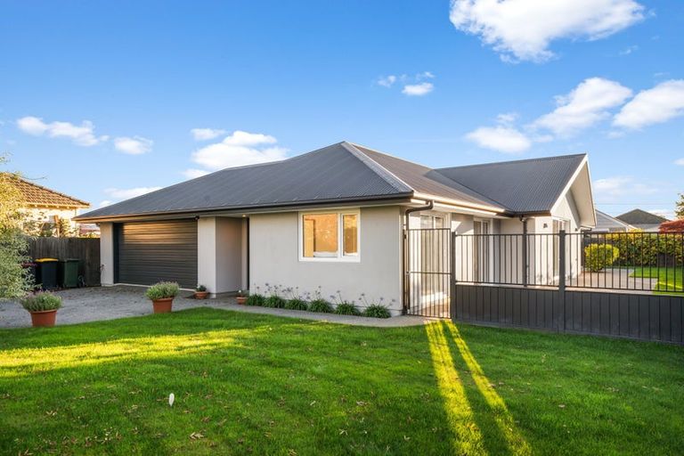 Photo of property in 17 Slater Street, Richmond, Christchurch, 8013