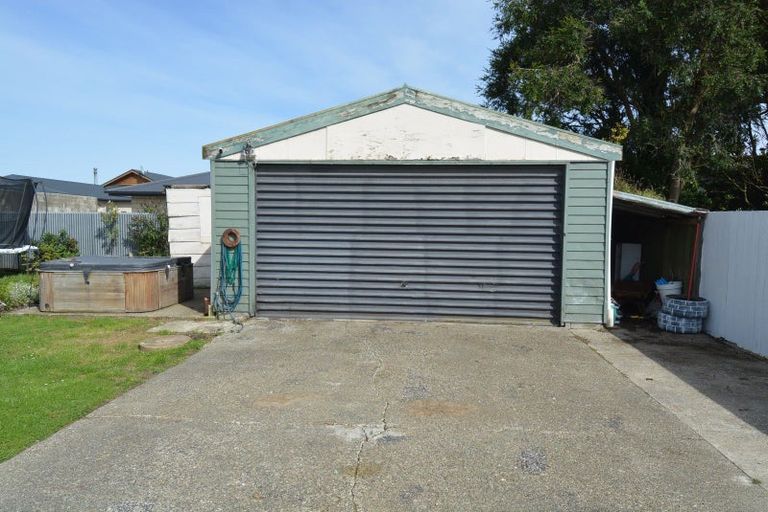 Photo of property in 249 Princes Street, Strathern, Invercargill, 9812