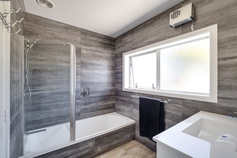 Photo of property in 11 Fortune Street, Mairehau, Christchurch, 8052