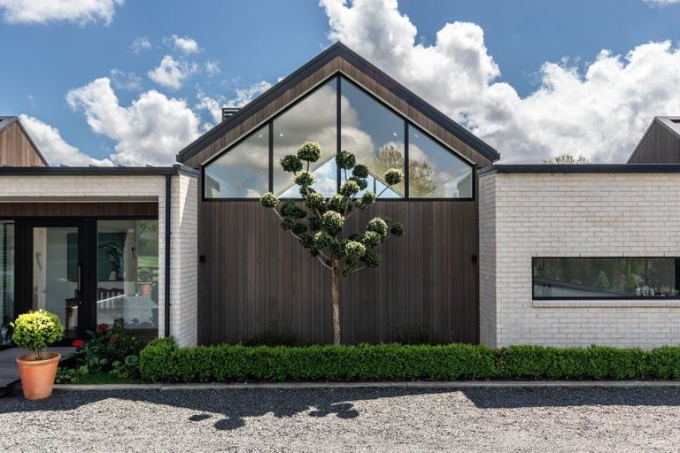 Photo of property in 2/164 Fencourt Road, Cambridge, 3496