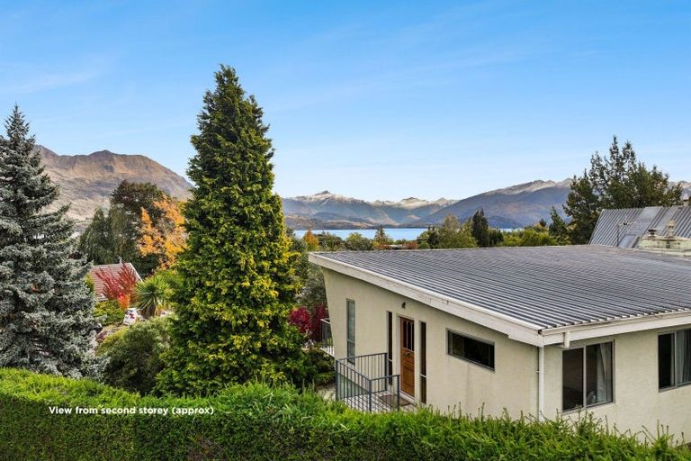 Photo of property in 44 Hunter Crescent, Wanaka, 9305