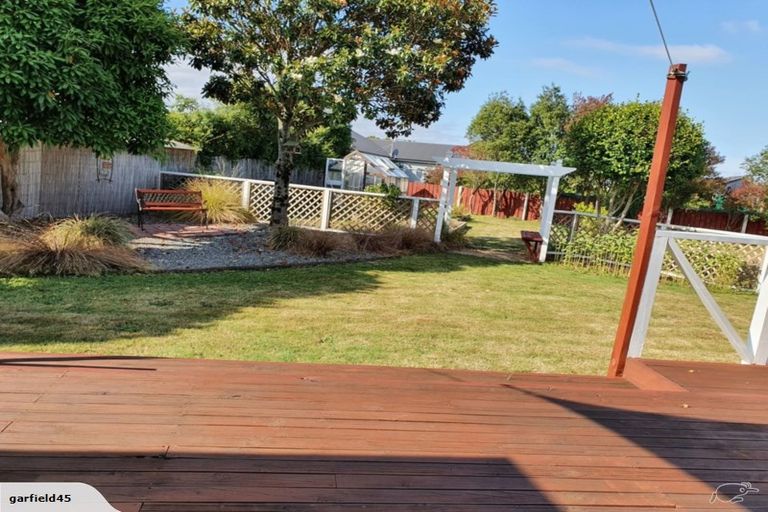 Photo of property in 28 Charles Street, Carterton, 5713