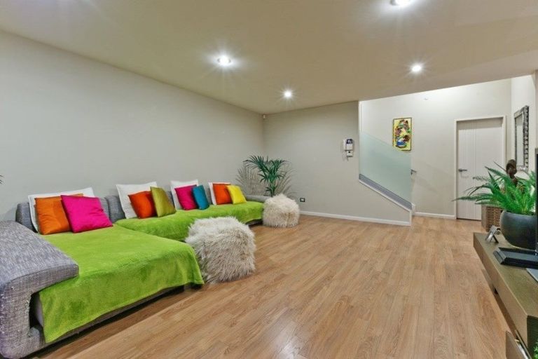 Photo of property in 76 Fitzwilliam Drive, Torbay, Auckland, 0630