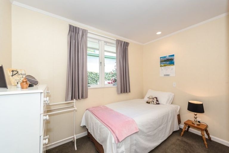 Photo of property in 32 Carey Street, Maeroa, Hamilton, 3200