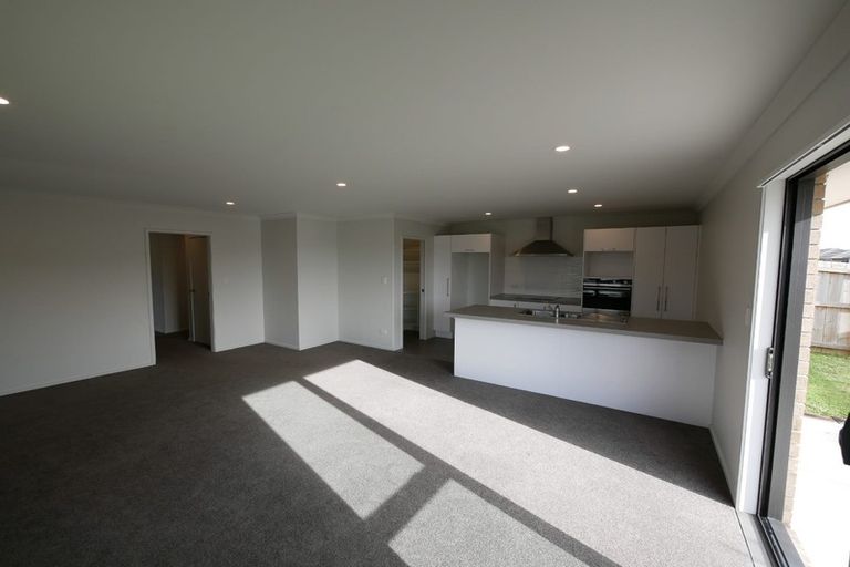 Photo of property in 2 Matawai Puna Drive, Pukekohe, 2120