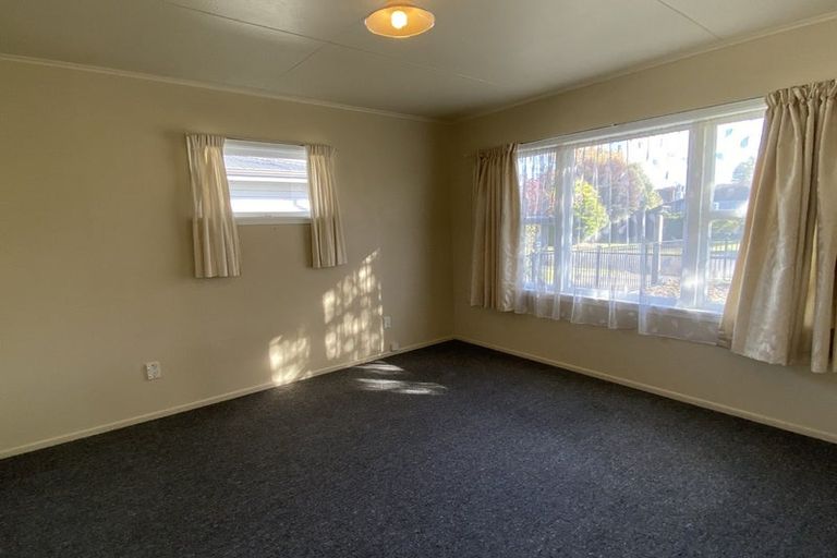 Photo of property in 1 Sefton Street, Havelock North, 4130