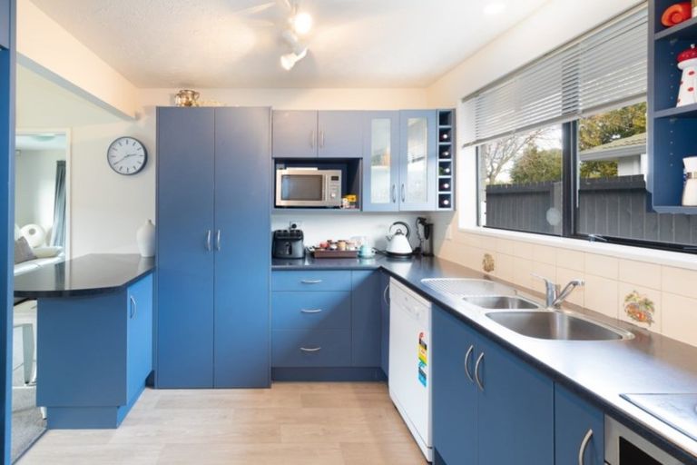 Photo of property in 22 Radiata Avenue, Parklands, Christchurch, 8083