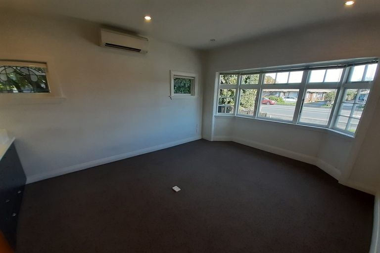 Photo of property in 162 Clarence Street, Riccarton, Christchurch, 8011