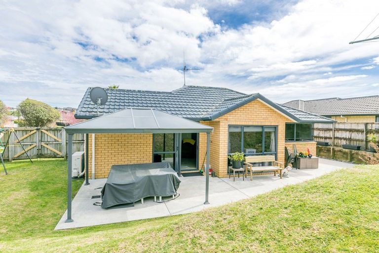 Photo of property in 21 Twickenham Place, Nawton, Hamilton, 3200