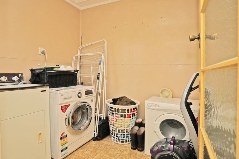 Photo of property in 24 Talbot Place, Hargest, Invercargill, 9810