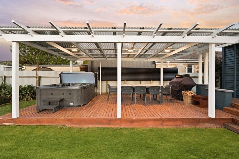 Photo of property in 11 Pearsons Avenue, Claudelands, Hamilton, 3214