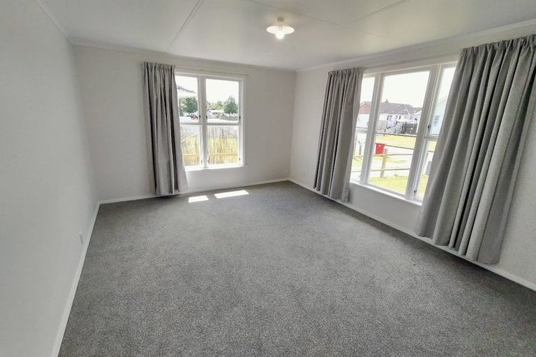 Photo of property in 30 Awatea Street, Levin, 5510