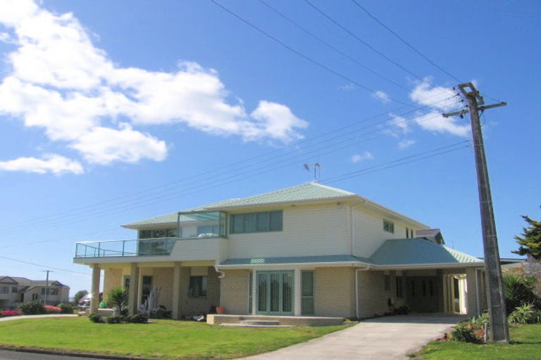 Photo of property in 4 Park Avenue, Waihi Beach, 3611