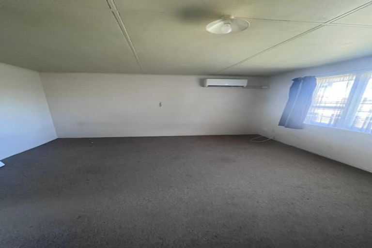 Photo of property in 14-16 Mako Mako Road, Levin, 5510