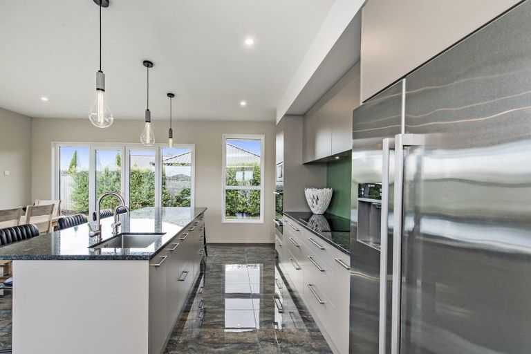 Photo of property in 1 Merlewood Road, Prebbleton, 7604