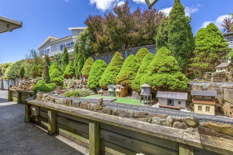 Photo of property in 29 Aspiring Terrace, Aotea, Porirua, 5024