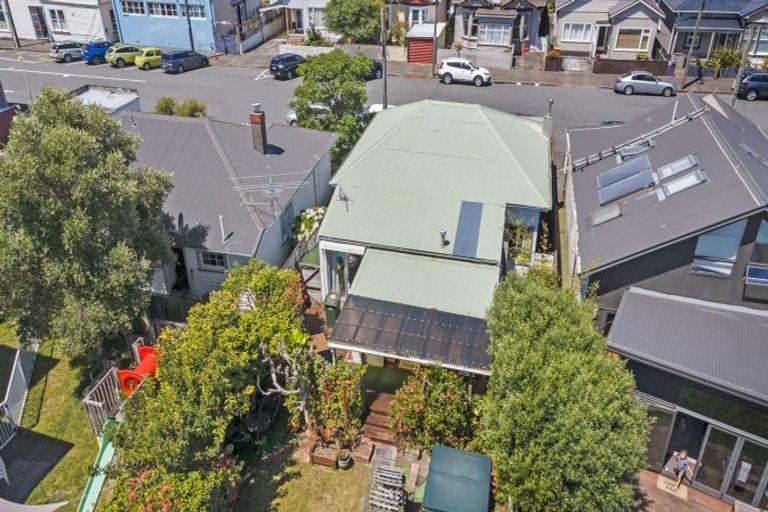 Photo of property in 39 Bolton Street, Petone, Lower Hutt, 5012