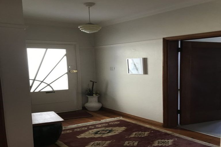 Photo of property in 1/332 Tinakori Road, Thorndon, Wellington, 6011